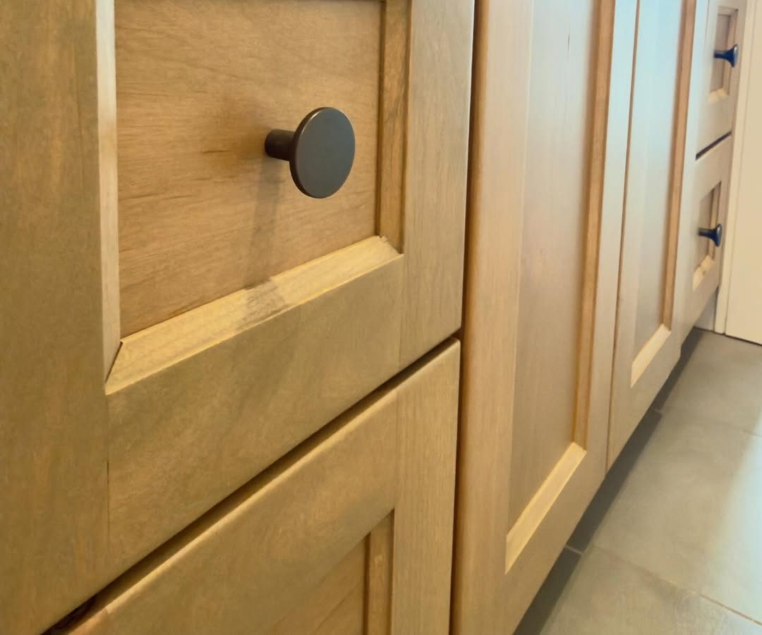 Custom closet door detail